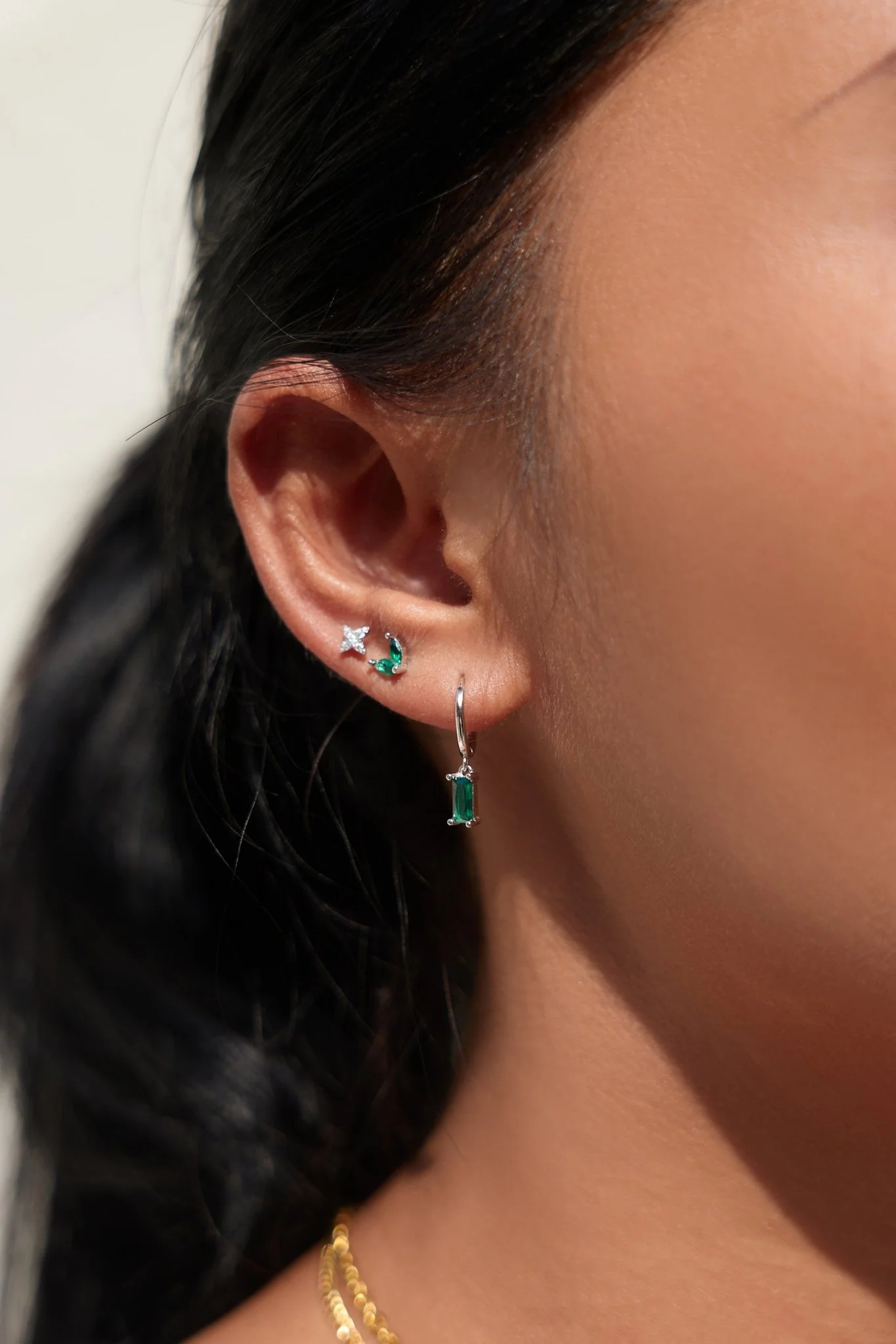 Clear Gem Estrella Studs in Silver - Image 4