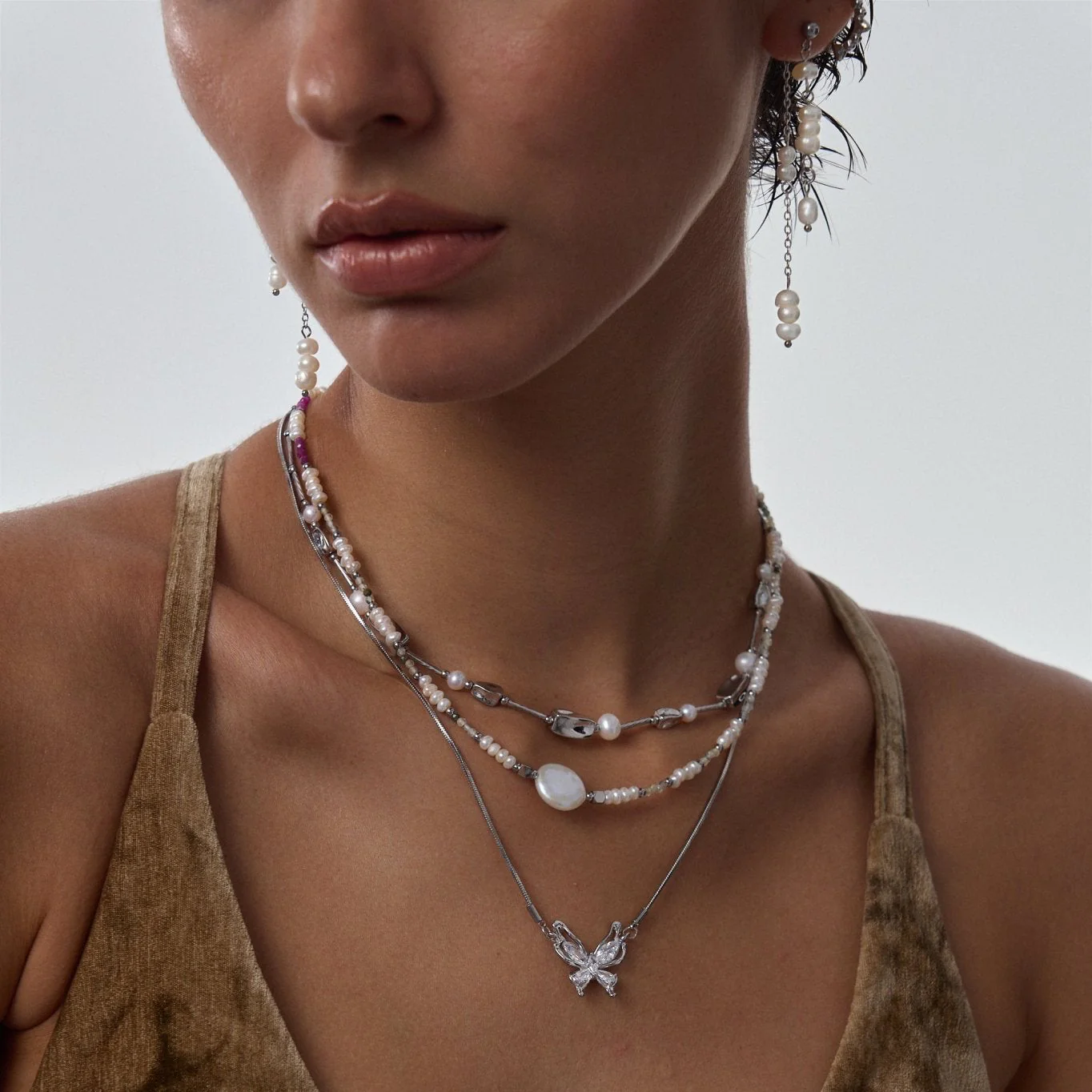 Crystal Butterfly Necklace - Image 3