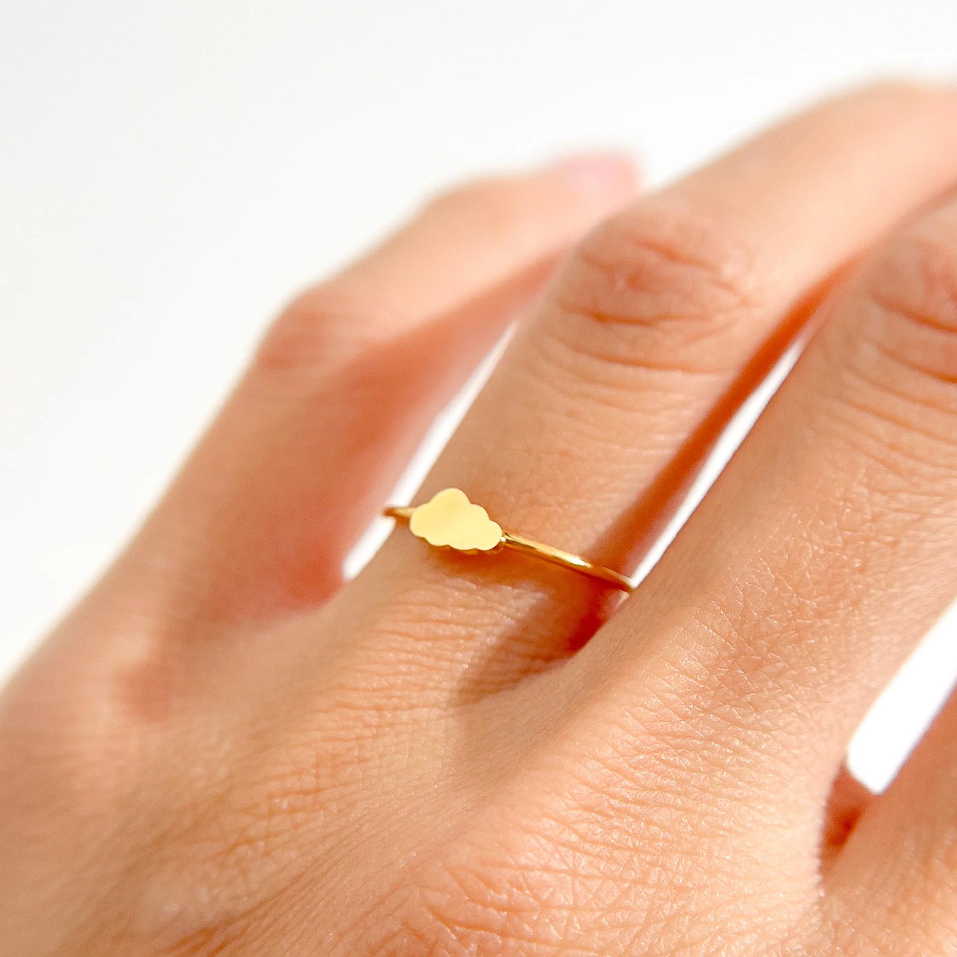 Dainty Cloud Ring in Gold - Image 4