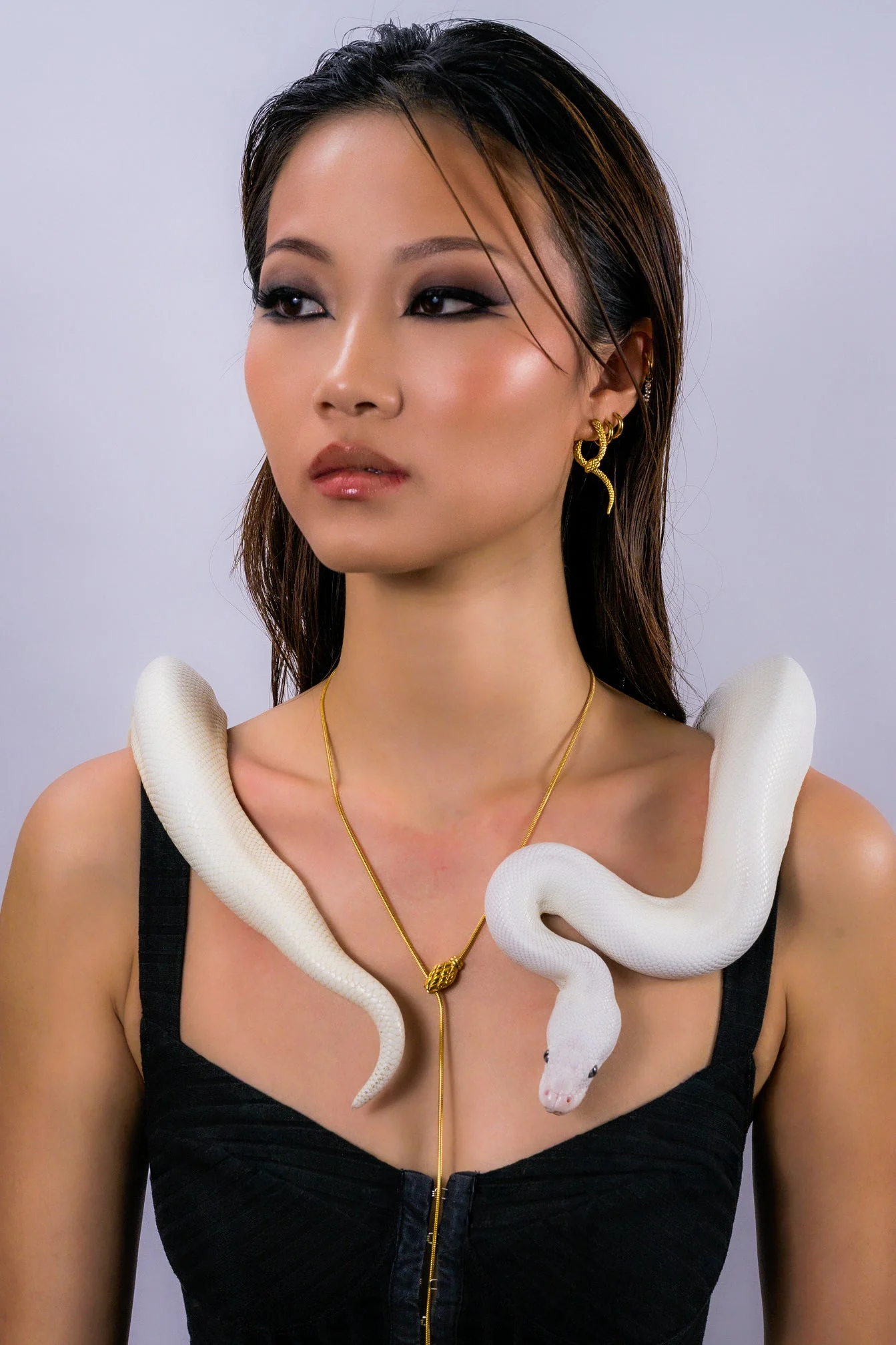 Geometric Dangling Snake Earrings - Image 3