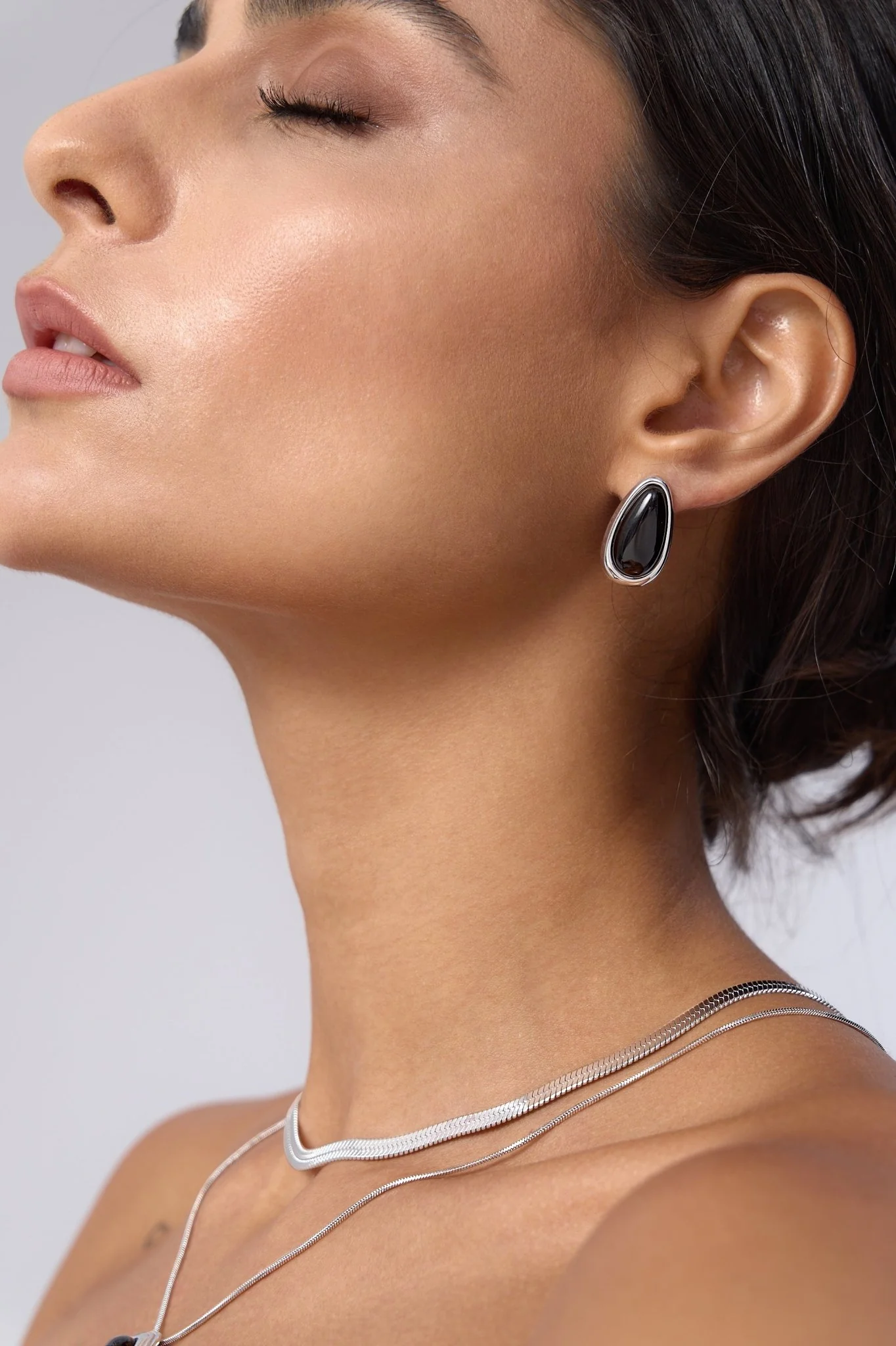 Talia Black Gem Tear Drop Earrings - Image 2